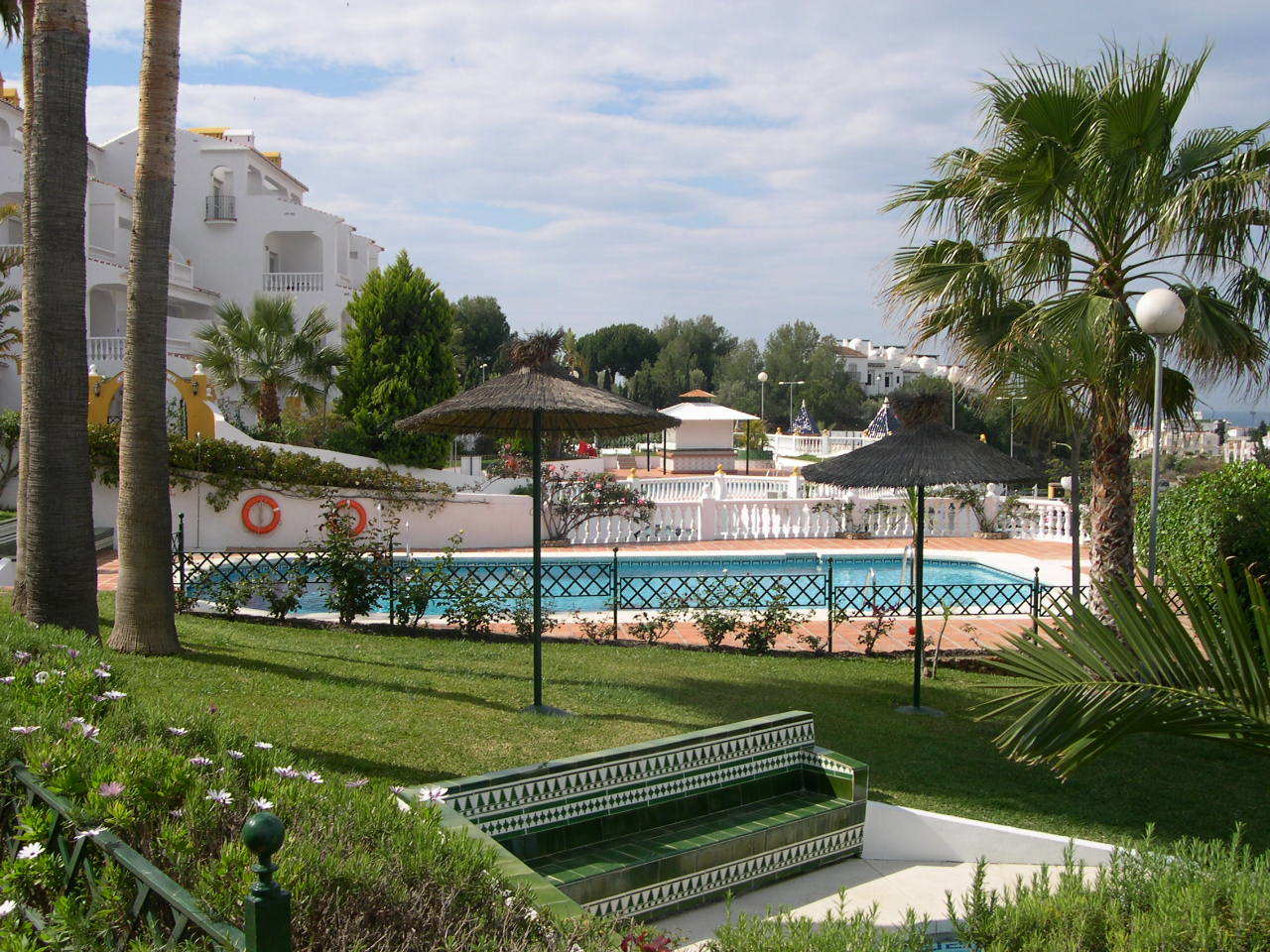 Apartamentos Las Rosas De Capistrano Nerja Extérieur photo